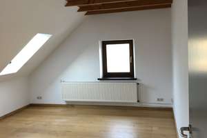Wohnen im Gutshaus / 3-Zimmer-Maisonette-Wohnung mit EBK/ Schlafzimmer klimatisiert / Garten – Steinberg 1, 42113 Vohwinkel, Wuppertal – Vorschaubild 14