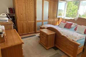 Vermietete 2-Zimmer-Wohnung mit Balkon, Stellplatz &amp; Entwicklungspotenzial – 86556 Kühbach – Vorschaubild 1