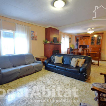 Rustikales Chalet mit Pool, Garage und Terrasse