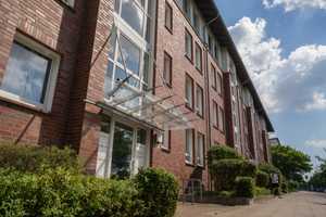 Modern, großer Balkon, hervorragende Wärmedämmung, absolut ruhig – Oheriedentrift 28, 30539 Hannover – Vorschaubild 1