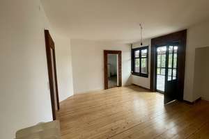 Großzügige 4-Zimmer-Wohnung mit Balkon und Wintergarten in Finthen – Die vollständige Adresse der Immobilie erhältst du vom Anbieter., 55126 Finthen, Mainz – Vorschaubild 9