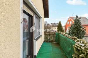 Großzügig & vielseitig: Zweifamilienhaus mit Garten, 2 Garagen und Balkonen in Krondorf – Die vollständige Adresse der Immobilie erhältst du vom Anbieter., 92421 Schwandorf – Vorschaubild 7