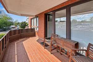 Einziehen und wohlfühlen - ca. 88 m² große 3-Zimmer-Wohnung mit Balkon in Mülheim an der Ruhr – 45472 Heißen, Mülheim an der Ruhr – Vorschaubild 2