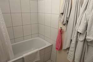 Vollmöblierte 2.Z-Wohnung zur Untermiete für 6 bzw. 12 Monate. Anschließend Hauptmietvertrag möglich – Berchtesgadener Straße 7, 81547 Giesing, München – Vorschaubild 5