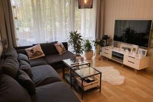  2-Zimmer-Wohnung mit Loggia, Einbauküche und Tiefgaragenstellplatz am Siebentischwald