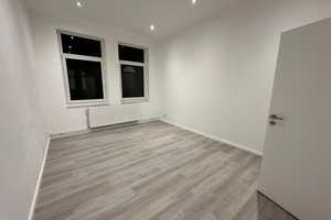 Lichtdurchflutete, sanierte 4-Zimmer-Wohnung mit stilvoller EBK – perfekt für WGs – Neustadtring 39, 38114 Braunschweig – Vorschaubild 6