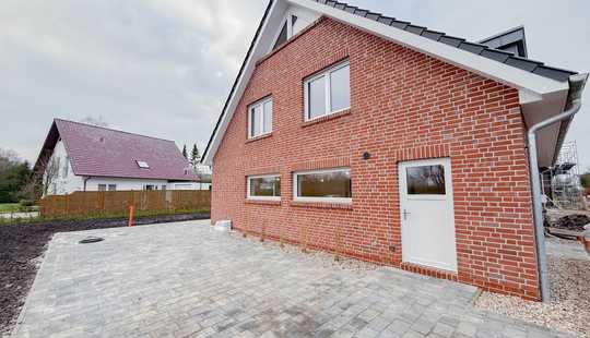 Bild von Frisch fertiggestellt: Stilvolle Doppelhaushälfte in Top-Lage