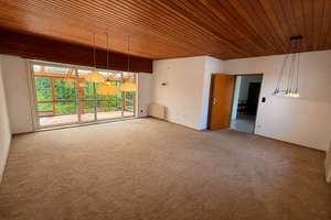 Viel Raum für Ihre Wohnideen – charmantes Haus mit zwei Wohneinheiten in Frankfurt-Harheim – 60437 Harheim, Frankfurt am Main – Vorschaubild 4