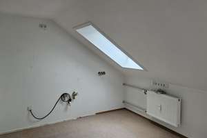 Schöne, Helle 3 Zimmer DG-Wohnung im Neufahrner Zentrum – Die vollständige Adresse der Immobilie erhältst du vom Anbieter., 85375 Neufahrn bei Freising – Vorschaubild 7