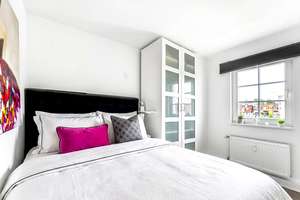 Urbaner Lifestyle: Möbliertes City-Apartment in Bestlage – Alles inklusive – Die vollständige Adresse der Immobilie erhältst du vom Anbieter., 40213 Altstadt, Düsseldorf – Vorschaubild 4
