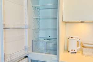 Hochwertig möblierte 2-Zimmer Wohnung, 2. OG, Loggia, Einbauküche, TG, Provisionsfrei – Angela-Molitoris-Platz 1, 81245 Neupasing, München – Vorschaubild 11
