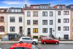 Kapitalanlage mit Entwicklungspotenzial: 4-Parteienhaus in Bremen-Findorff