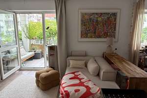 Modernisierte 1-Raum-Wohnung in Augsburgs Zentrum (inkl. Einbauküche)