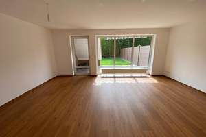 Umfangreich modernisiertes Backsteinreihenhaus mit Garten & Garage – 10 Min. zum Strand – Kleiner Belt 3, 23570 Travemünde, Lübeck – Vorschaubild 2