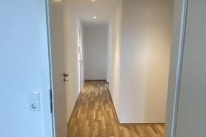 Sonnige Penthousewohnung mit Küche - 3 ZKB mit Terrasse, Keller und 2 x Stellplatz – Renettenstr. 2, 60435 Preungesheim, Frankfurt am Main – Vorschaubild 20