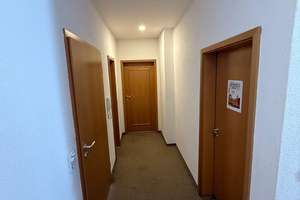 Großzügiges 8-Zimmer EFH mit wunderschönem Garten, Kamin und Einliegerwohnung – Die vollständige Adresse der Immobilie erhältst du vom Anbieter., 9350 Lichtenstein/Sachsen – Vorschaubild 3