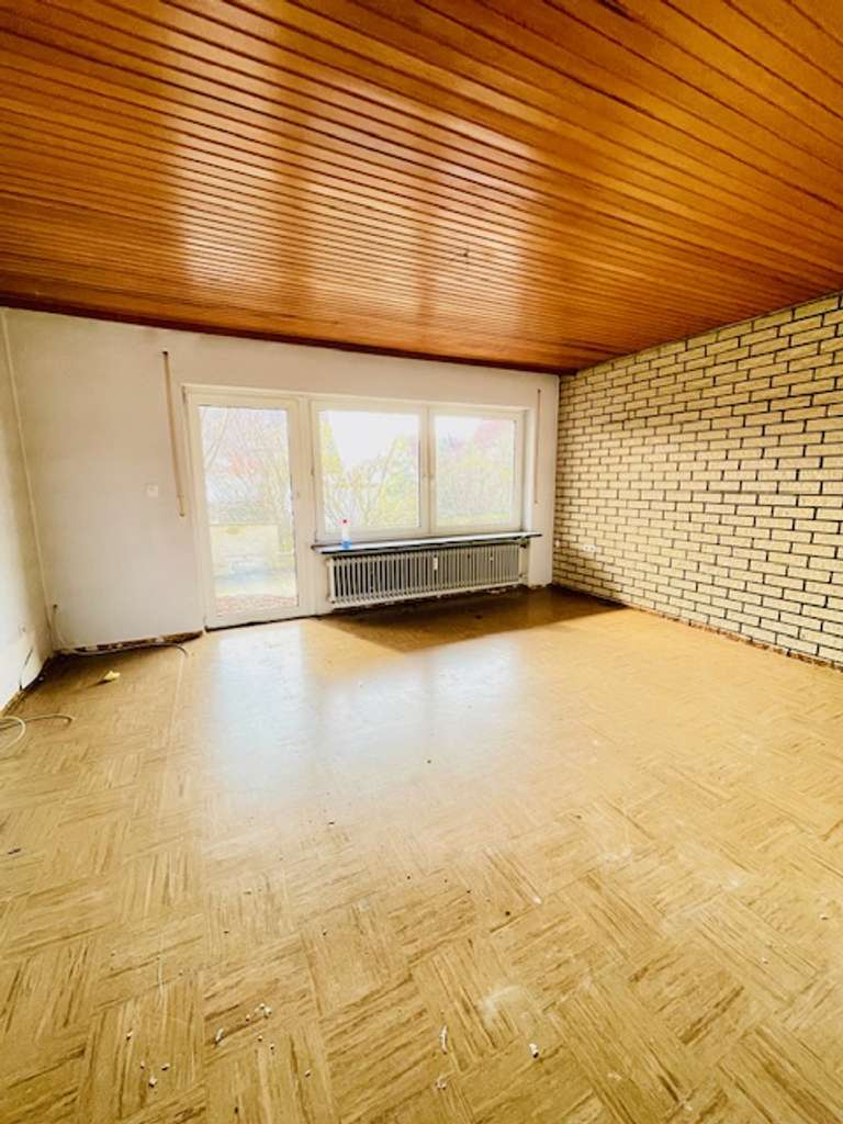 Immobilie in Röttenbach - Vielseitiges Wohnjuwel in Röttenbach – Renovieren, Gestalten, Profitieren! - Bild 4