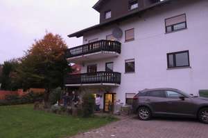 Sonnige Eigentumswohnung 65 qm 3 ZKB Brandoberndorf große 15 qm Terrasse südwest – Lerchenweg 12, 35647 Waldsolms – Vorschaubild 2