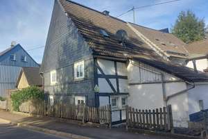 Leben mit Charme – Fachwerkhaus in zentraler Lage – Die vollständige Adresse der Immobilie erhältst du vom Anbieter., 51643 Gummersbach – Vorschaubild 3
