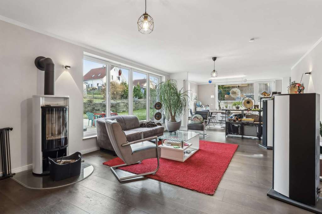 Immobilie in Gleichen - Umfassend modernisiertes EFH mit Garten, Sauna, PV inkl. Speicher & Wallbox in ruhiger Ortsrandlage. - Bild 4