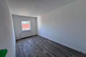 Moderne 2-Zi.-Whg. mit Wannenbad in zentraler Lage!! – Kestnerstraße  34, 30159 Südstadt, Hannover – Vorschaubild 2