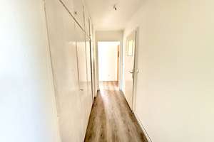 Großzügige Dachgeschosswohnung mit Balkon & viel Licht – Die vollständige Adresse der Immobilie erhältst du vom Anbieter., 76189 Daxlanden, Karlsruhe – Vorschaubild 5
