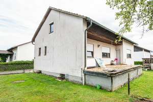 Sanierungsbedürftiges Wohnhaus mit Ausbaupotenzial – Die vollständige Adresse der Immobilie erhältst du vom Anbieter., 93482 Pemfling – Vorschaubild 4