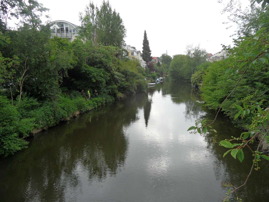 Idyll., traumhaft. Wassergrundstück am Rand der hist. Altstadt mit modernisiertem Stadthaus