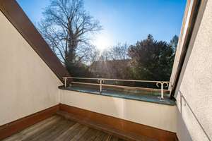 Familiär und vielseitig: Großzügige Villa mit viel Privatsphäre, Garten und Pool – Die vollständige Adresse der Immobilie erhältst du vom Anbieter., 81827 Waldtrudering, München – Vorschaubild 10