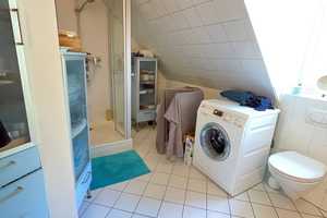 Helle Maisonettewohnung mit Südbalkon & Einbauküche – Ruhe & Raum auf zwei Etagen – Erlangen – Vorschaubild 12