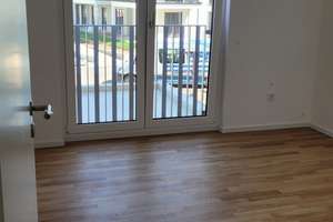 Exklusive 2-Zimmer Wohnung mit Nord- und Südloggia sowie EBK in Regensburg (Dörnberg) – Gertraud-Kaltenecker-Straße 32, 93049 Westenviertel, Regensburg – Vorschaubild 4