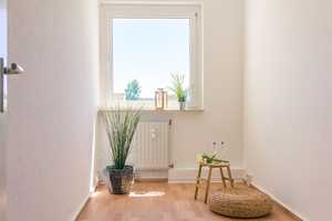 3-Raum-Wohnung mit Wohn-/Essbereich und Balkon – Faleska-Meinig-Str. 46, 9122 Chemnitz – Vorschaubild 3