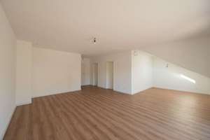 3 Zimmer Traum mit Balkon in Bessungen! – Die vollständige Adresse der Immobilie erhältst du vom Anbieter., 64285 Bessungen, Darmstadt – Vorschaubild 5