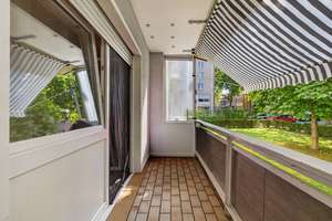Zentrale Lage trifft Wohnkomfort – Renovierte 3-Zimmerwohnung mit Balkon! – Die vollständige Adresse der Immobilie erhältst du vom Anbieter., 76137 Südweststadt, Karlsruhe – Vorschaubild 3