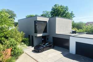 Wohnarchitektur, die selbst am Obersee heraussticht! – Die vollständige Adresse der Immobilie erhältst du vom Anbieter., 33611 Schildesche, Bielefeld – Vorschaubild 1