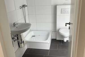 Renovierte 2 Zimmer Wohnung im Dachgeschoss zu vermieten – Sursstr. 20, 45143 Altendorf, Essen – Vorschaubild 6