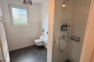 Moderne 4-Zimmer-Erdgeschosswohnung mit großer Terrasse und exklusivem Garten in Schönefeld – Alfred-Döblin-Allee 38, 12529 Schönefeld – Vorschaubild 25