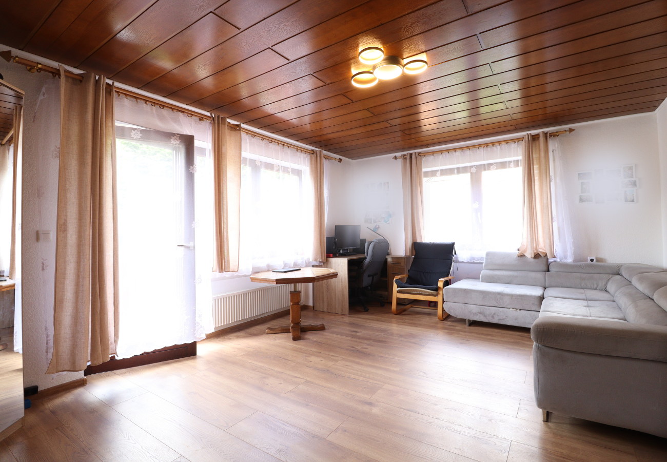 Immobilie in Oppenau - Gepflegte 3-Zimmer-Wohnung in ruhiger Lage – Licht. Ruhe. Raum - Bild 6