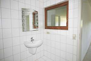 Exklusives Wohnhaus mit Flair in sonniger Aussichtslage – Die vollständige Adresse der Immobilie erhältst du vom Anbieter., 72461 Albstadt – Vorschaubild 23