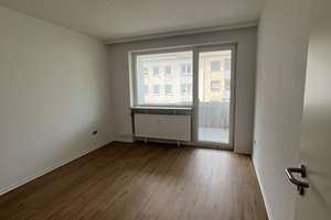 frisch renovierte 3 Zimmer Wohnung mit Balkon in der Innenstadt – Löningstraße 5, 27568 Mitte, Bremerhaven – Vorschaubild 4