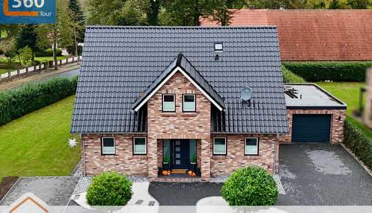 Bild von Junges, top modernes Einfamilienhaus mit Garage und großzügigem Grundstück