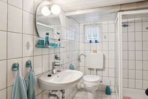 Property thumbnail 12