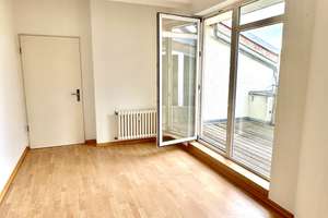 Großzügiges 4-Zi.-Dachgeschoss-Juwel mit großer Terrasse im Herzen von Lichterfelde-West – Die vollständige Adresse der Immobilie erhältst du vom Anbieter., 12205 Lichterfelde, Berlin – Vorschaubild 3
