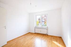 AIGNER - Erbpacht: gemütliche und helle 2-Zi. Wohnung mit Westbalkon in ruhiger Lage – Die vollständige Adresse der Immobilie erhältst du vom Anbieter., 81375 Neuhadern, München – Vorschaubild 2