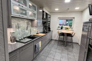 Hochwertiges und gemütliches Einfamilienreihenhaus mit Garage in Düsseldorf zu verkaufen – Rathelbeckstr. 285 a, 40627 Unterbach, Düsseldorf – Vorschaubild 11