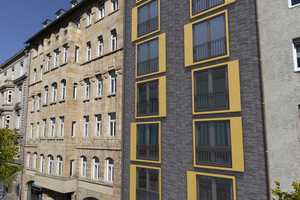 Erstbezug: Lichtdurchflutetes Möbliertes City-Apartment mit Blick auf die Karlshöhe – Paulinenstraße 14-16, 70178 Stuttgart – Vorschaubild 1