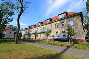 **„Parc du Soleil“ ** 2-Zimmer** Fußbodenheizung**Bad mit Wanne und Dusche**Stellplatz**