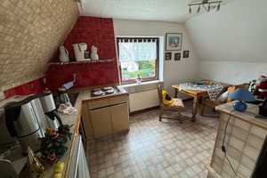 Dreiseitig freistehendes Einfamilienhaus in ruhiger Lage mit Terrasse, Garten, Anbau, Garage – Bremen – Vorschaubild 12