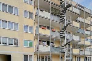 Vermietete 3-Zimmer-Wohnung mit Gartenanteil in Leipzig-Neuschönefeld – Die vollständige Adresse der Immobilie erhältst du vom Anbieter., 4317 Neustadt-Neuschönefeld, Leipzig – Vorschaubild 2