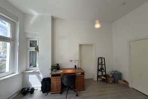 Attraktive 1-Zimmer-Erdgeschosswohnung mit Balkon und Einbauküche in Magdeburg – Gerhart Hauptmann straße 21, 39108 Stadtfeld Ost, Magdeburg – Vorschaubild 2